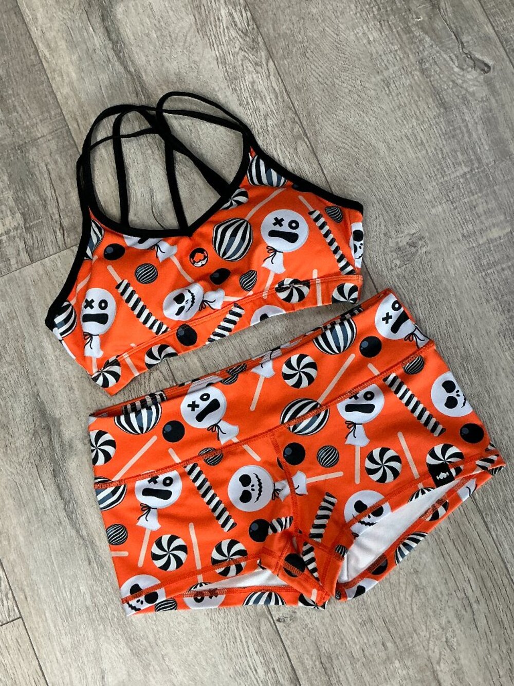 WodBottom Halloween Candy Matching Sports Bra & Shorts Set – Size Small